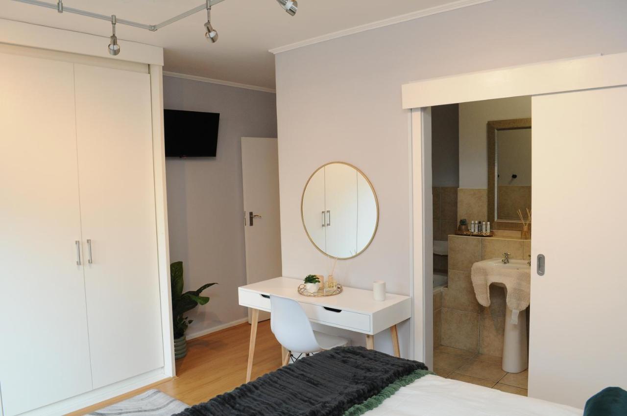 The Island Club Luxury 2 Bedroom Apartment Cape Town Exterior foto
